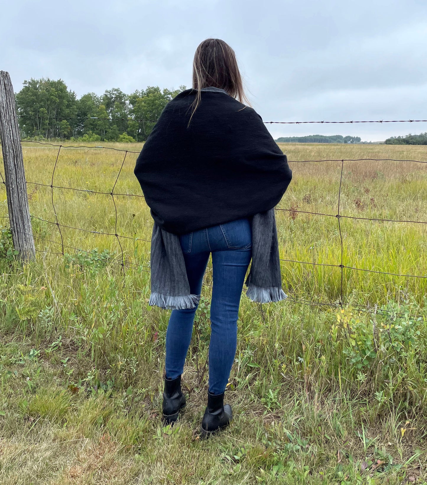 Elegant Classic Reversible Black And Grey Alpaca Wool Shawl
